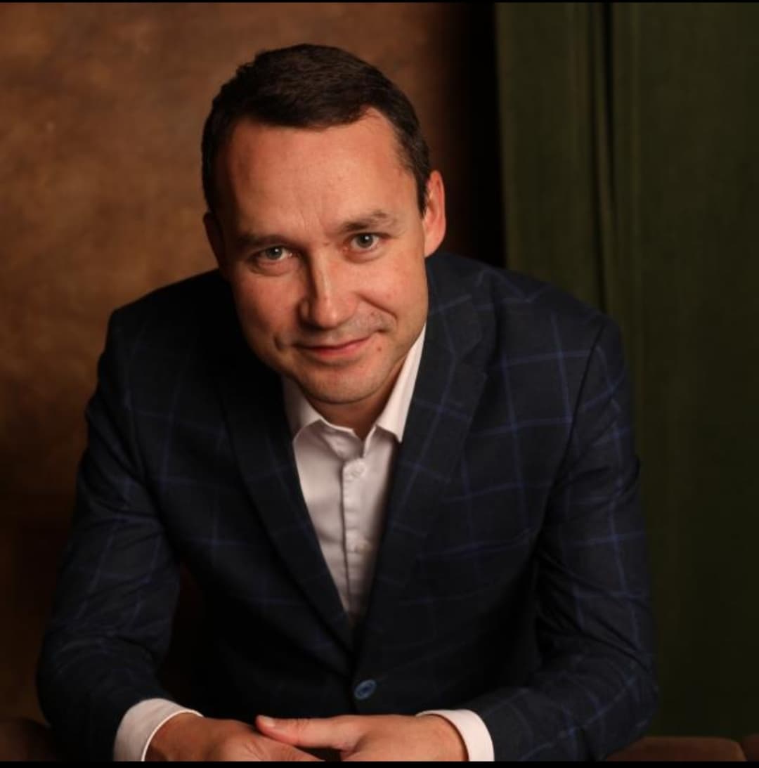 Сергей Тихонов